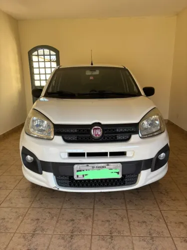 Fiat Uno Attractive 1.0 Flex 6V 5P 2017