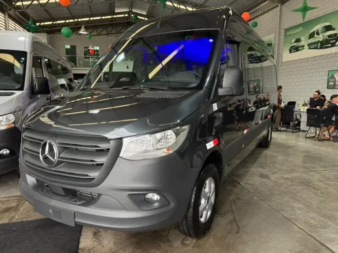 Mercedes-Benz Sprinter 417 F Vidr. Extra L.t.a. D (e6) 2027