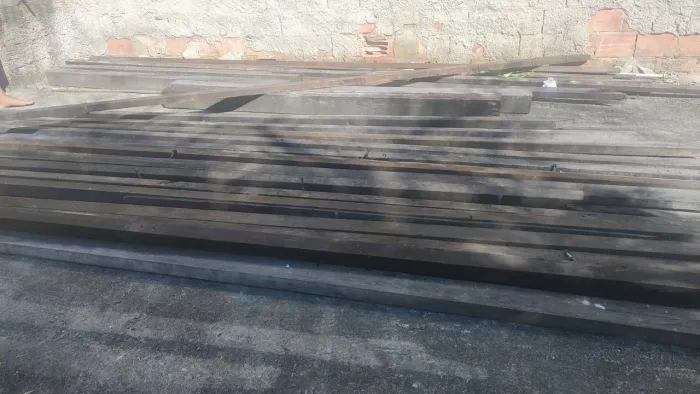 Madeira de lei antiga