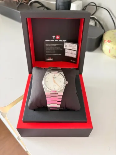 Tissot PRX Quartz 40mm - Mostrador Branco