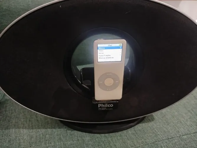 Caixa de som Philco PH9 DOCK CONNECTION + iPod 