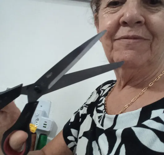 Trabalho extra de 1 horas mais omenos 00 preço por telefone