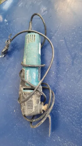 Multicortadora makita