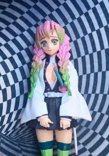 Mitsuri action figure Demon slayer