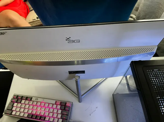 All in One i5 8gb, 256gb SSD