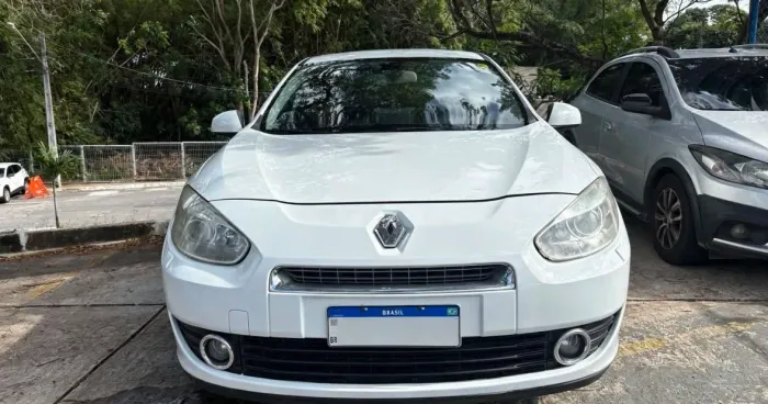 Renault Fluence Sedan Privilège 2.0 16V Flex AUT 2013