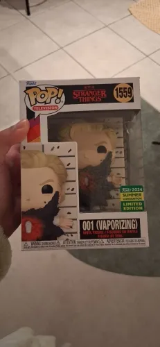 Funko Pop 001 Vaporizing #1559 Strager Things Summer Convention 2024 Lacrado