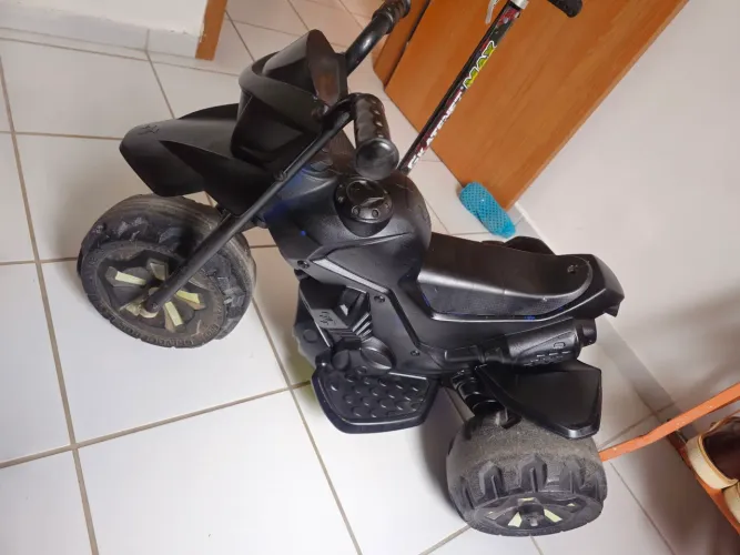 Moto elétrica Bandeirantes 24V até 30kg
