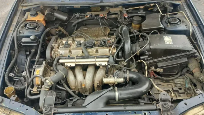 Vendo motor da volvo S40 2.0 turbo ano 99 com garantia