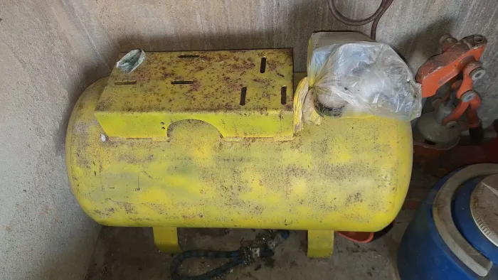Reservatório (pulmão) para compressor de ar.