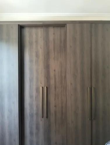 Guarda roupa casal 6 portas