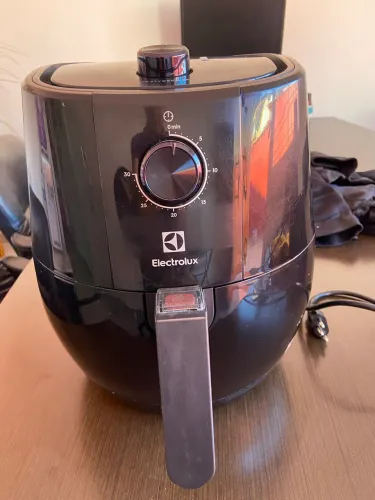 Air Fryer Electrolux usado em bom estado