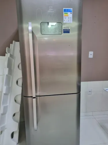 Geladeira inverter Eletrolux