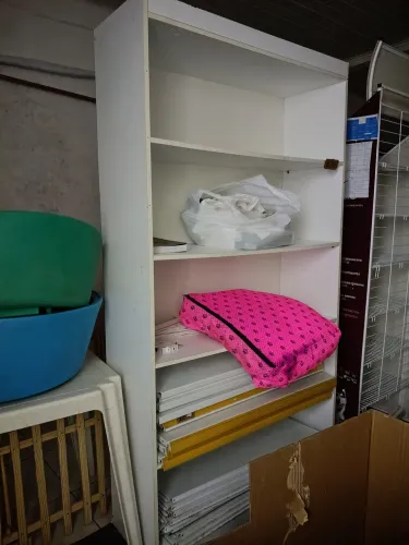 Vendo armário MDF