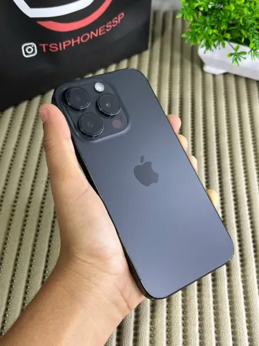 iPhone 15 pro 256GB Bateria 100%