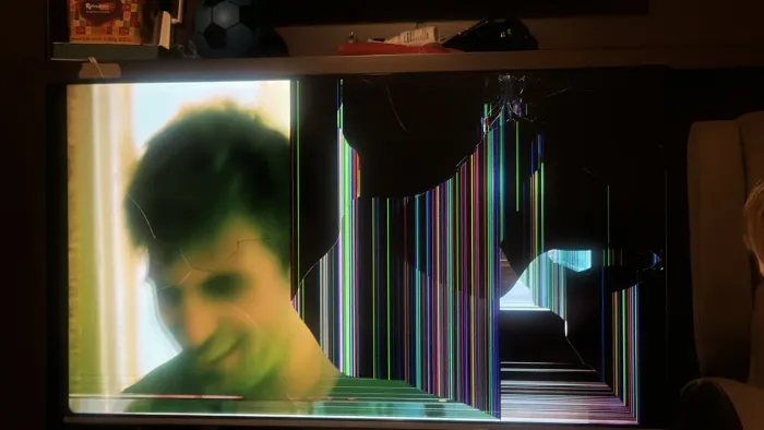 TV TCL Smart 4 K tela trincada 55 Polegadas