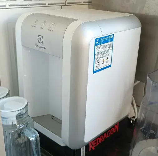 purificador de água Electrolux branco PE11B