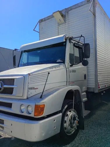 VENDE-SE M. BENZ / L 1620