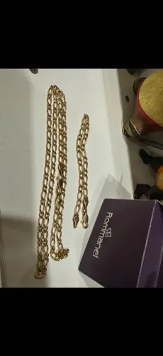 Cordão e pulseira Romanel
