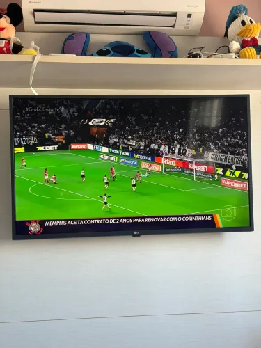 Tv 43 led da marca LG semi nova estado excelente resolução perfeita acompanha controle