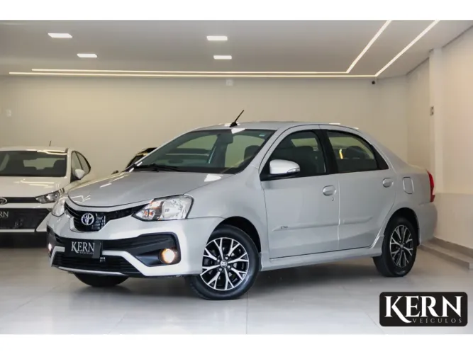 Toyota Etios Platinum 1.5 Flex 16V 4P Aut. 2018