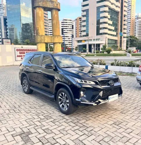 Toyota Hilux SW4 Diamond 2.8 TB 4X4 Die. Aut. 2025