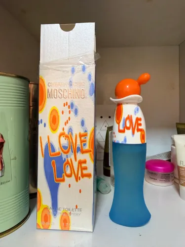 Perfume love Love Moschino 50ml