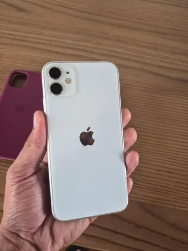 iPhone 11 impecável, todo original