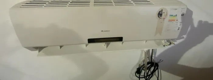 Vendo ar condicionado gree com instalação inclusa.