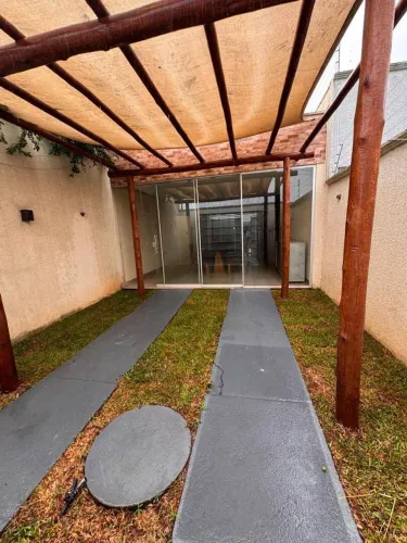 Casa com 2 dormitórios à venda, 97 m² por R$ 380.000,00 - Parque das Flores - Goiânia/GO