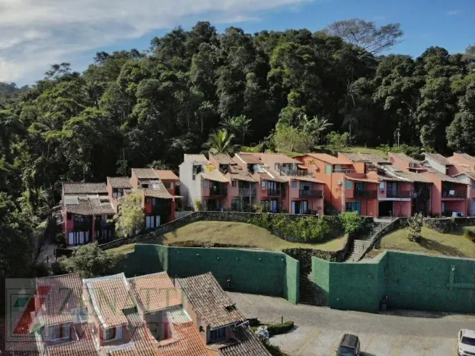 Casa para Locação em Angra dos Reis, Villa Velha, 2 dormitórios, 1 suíte, 1 banheiro, 1 va