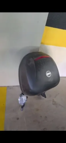 BAU GIVI + SUPORTE NMAX