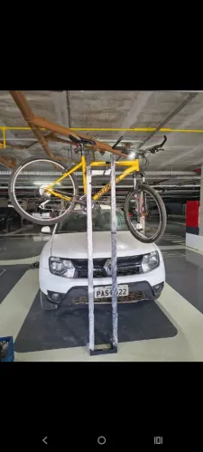 Suporte de bicicleta para garagem