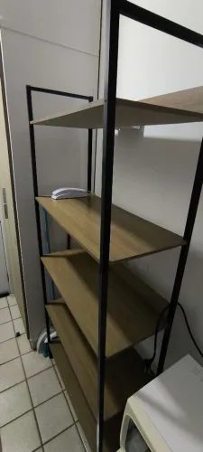 Estante para Livros estilo industrial com 5 prateleiras