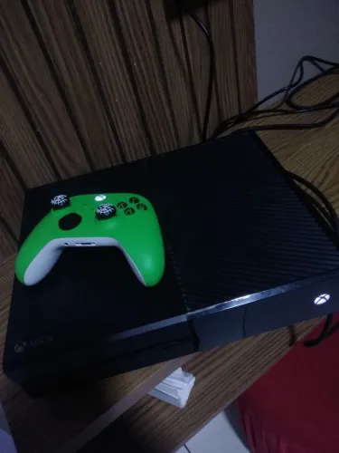 XBOX ONE EXCELENTE ESTÁDO+5 JOGOS