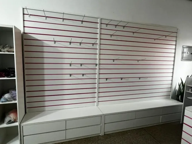 Instalações para loja de lingerie, acessórios,