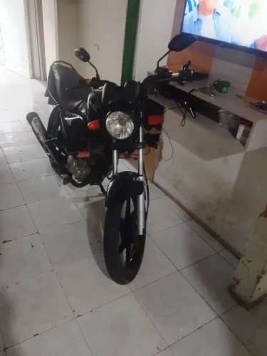 Honda cg 150 conservada vendo troco já emplacada