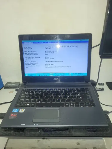 Notebook Acer Aspire 4349-ZQR. Leia anuncio