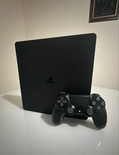 PlayStation 4 Slim - 1 TB - 1 Controle Original