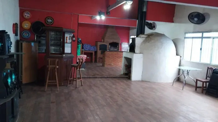 Espaço Gourmet Rústico com Entrada Independente e Estrutura Completa em Carapicuíba
