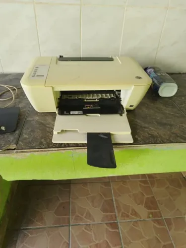 IMPRESSORA HP DESKJET MULTIFUNCIONAL 2546 - PARA PEÇAS OU CONSERTO