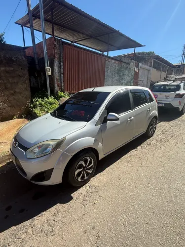 Ford Fiesta S 1.0 8V Flex 5P 2014
