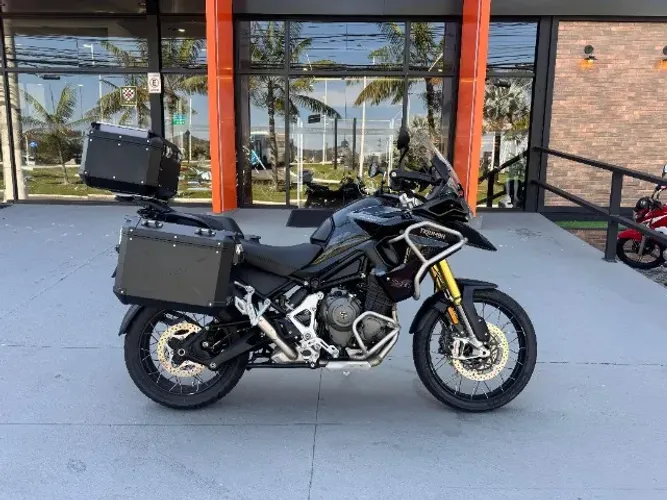 Triumph Tiger 1200 Rally Black Edition