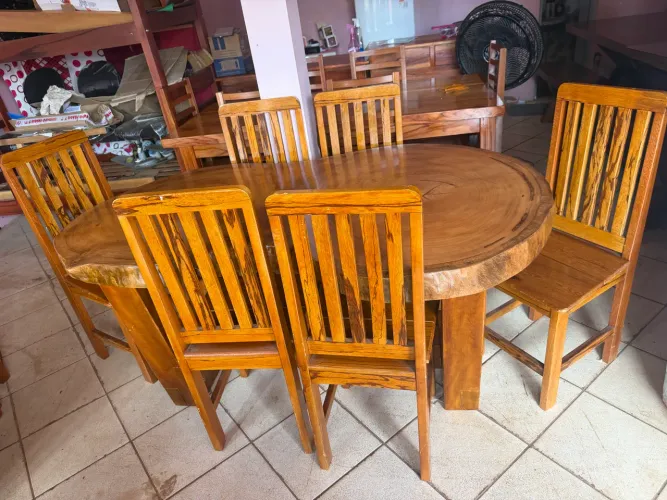 Mesa violão 6 cadeiras em peça única nova