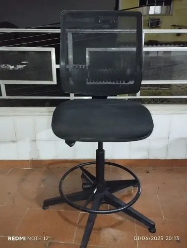 Cadeira Caixa alta