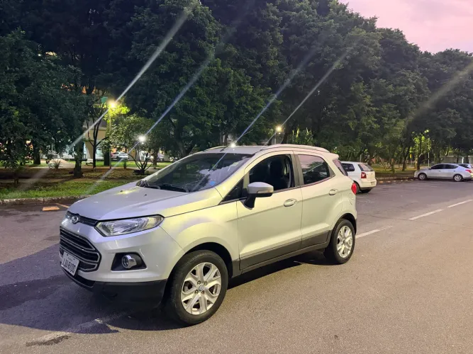 Ford Ecosport Titanium 2.0 16V Flex 5P 2013