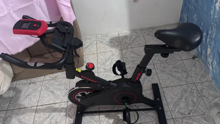 Bicicleta de ginástica