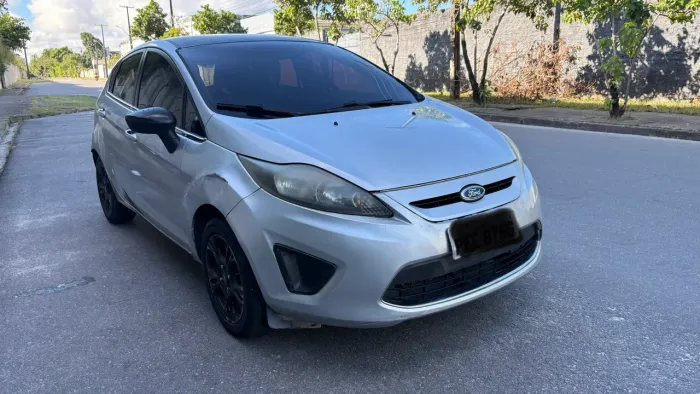 Ford Fiesta SE 1.6 16V Flex 5P 2012