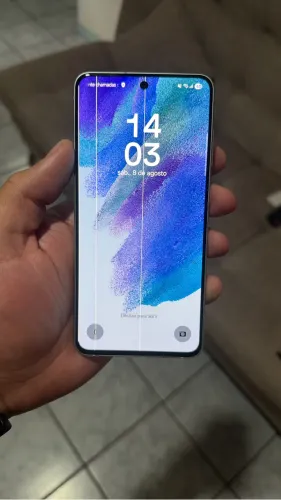 Samsung S21 FE listra na tela