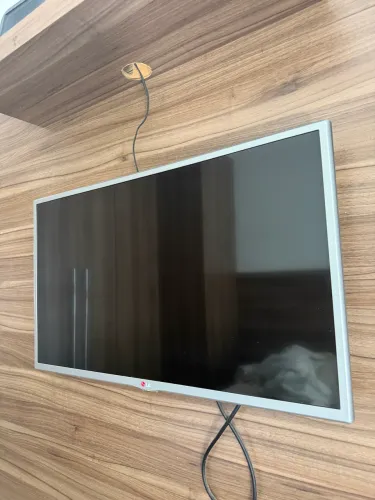 Televisão LG 32 polegadas (Não é Smart)